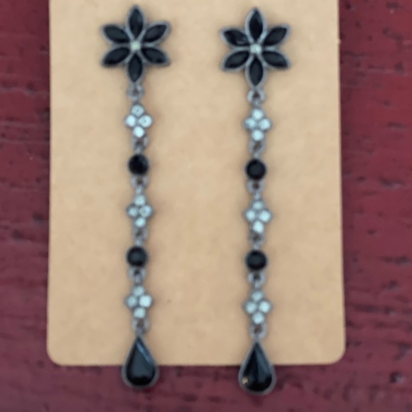 Fashion Jewelry Black Flower Rhinestone Dangle Earrings # 237 - Picture 5 of 6